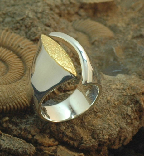 Silber-Ring vergoldet Navetteform